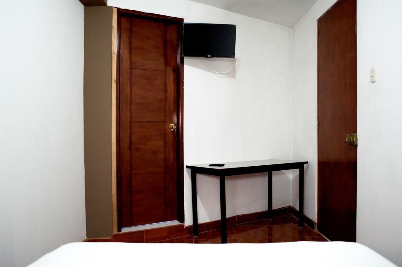 Hostal Los Angeles Barranca Buitenkant foto